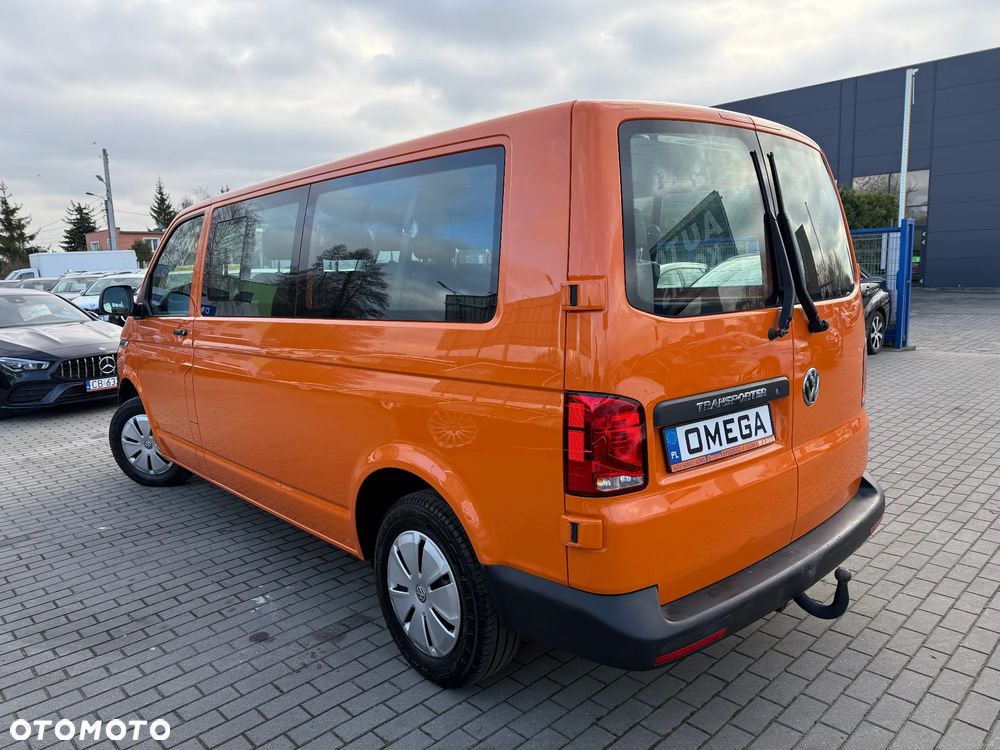 Volkswagen Transporter - 4