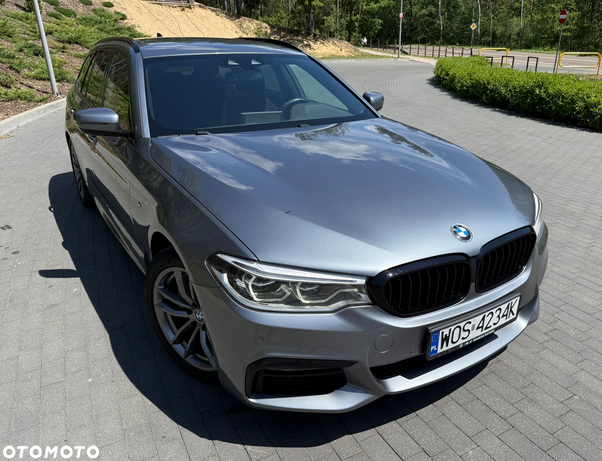 BMW Seria 5 520d Touring M Sport Edition - 11