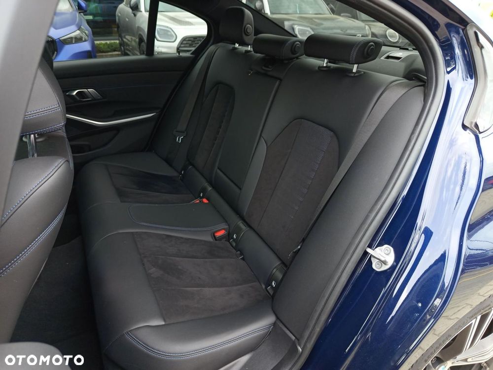 BMW Seria 3 - 22