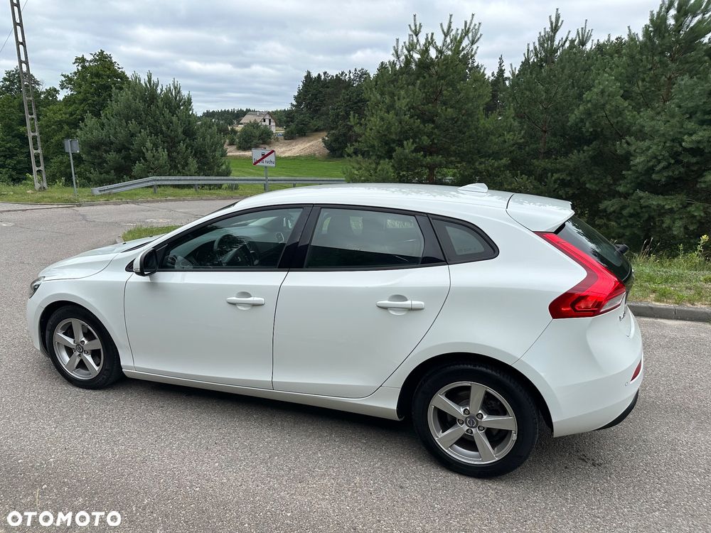 Volvo V40 T2 - 11