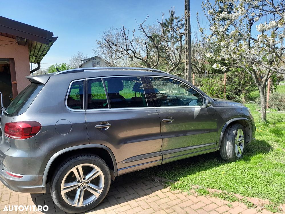 Volkswagen Tiguan 2.0 TDI 4Motion BMT Sport & Style - 4