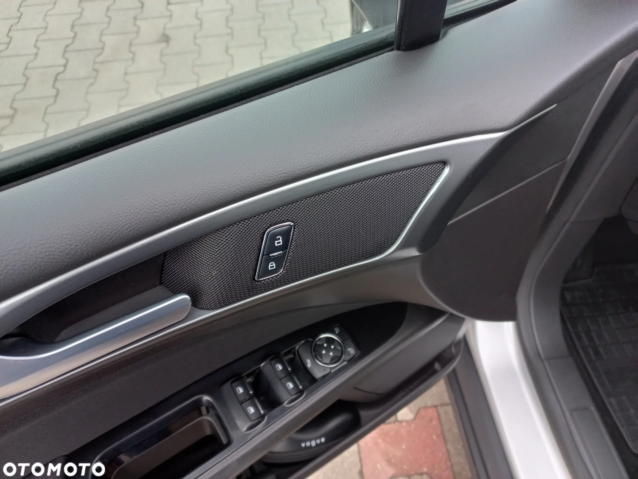 Ford Mondeo 2.0 TDCi Edition PowerShift - 24
