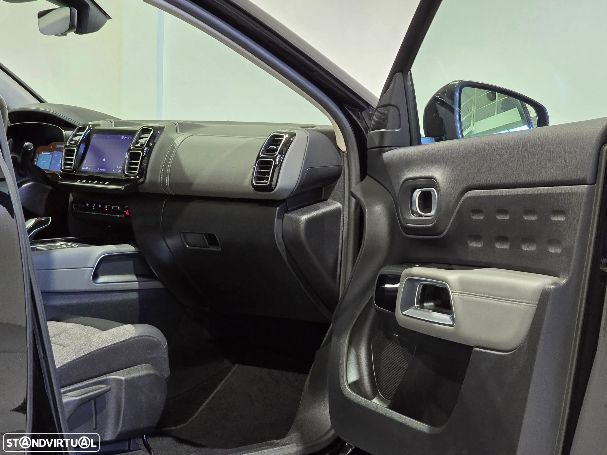 Citroën C5 Aircross 1.6 Hybrid Feel e-EAT8 - 39