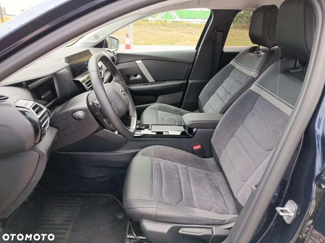 Citroën C4X 1.2 PureTech Max S&S EAT8 - 9
