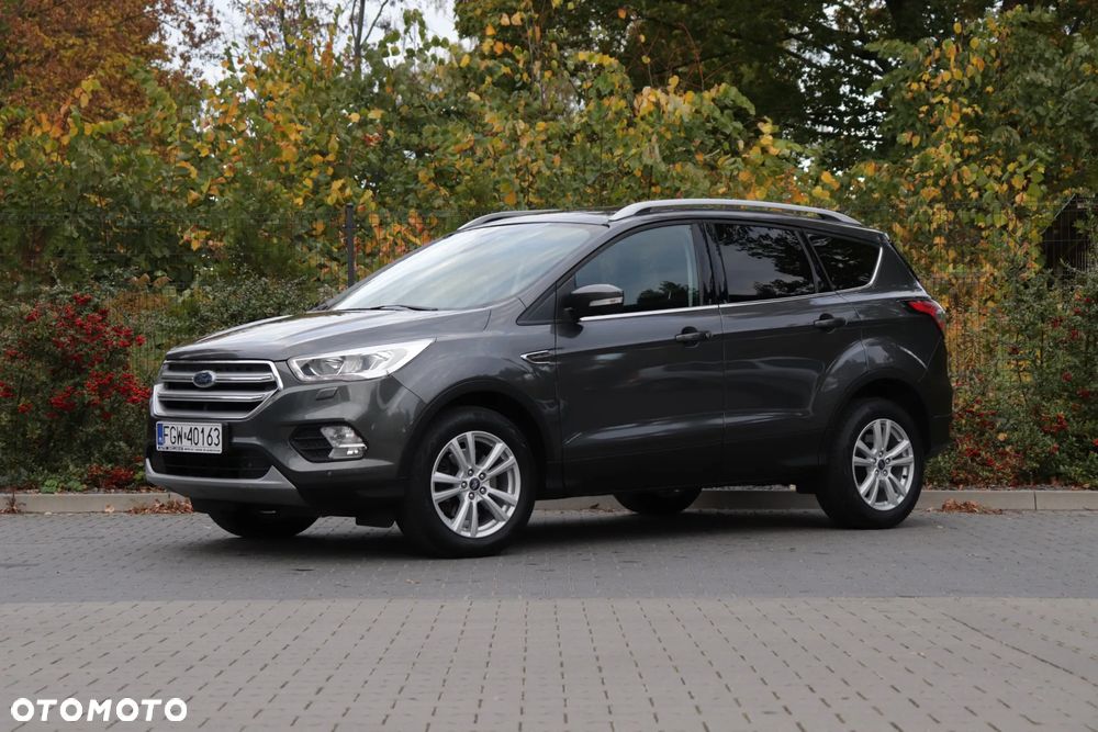 Ford Kuga 2.0 TDCi 4x2 Titanium - 4