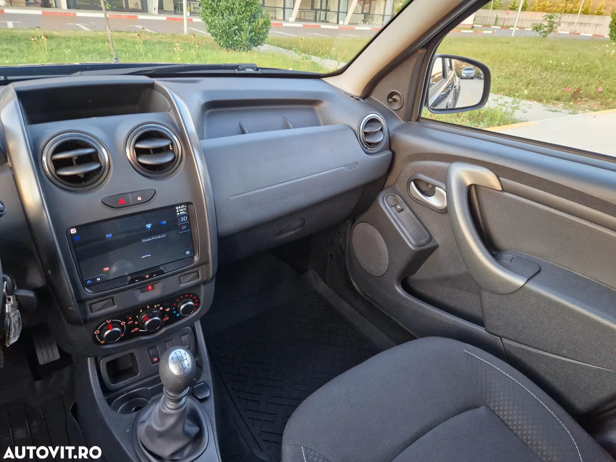 Dacia Duster 1.5 dCi 4x2 Laureate - 10