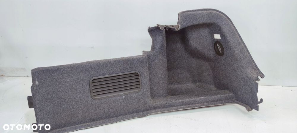 TAPICERKA BOCZEK BAGAŻNIKA AUDI A4 B6 8H0863888 2Z3 - 2