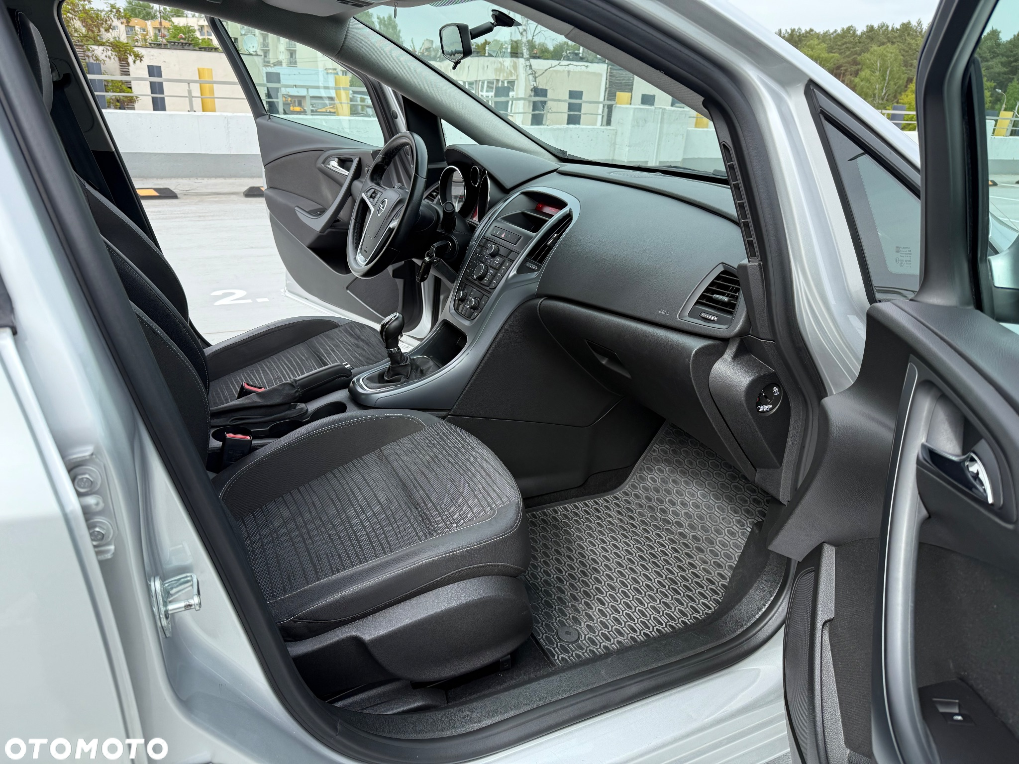 Opel Astra IV 1.6 Essentia - 23