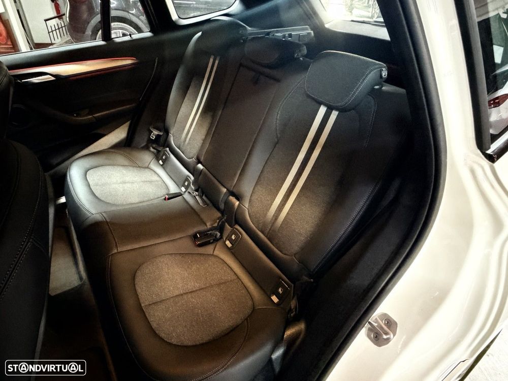BMW X1 25 e xDrive Pack M - 8