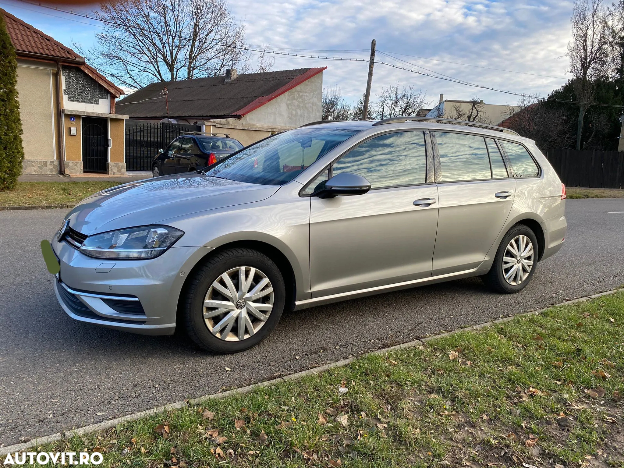 Volkswagen Golf 2.0 BlueTDI Comfortline - 5