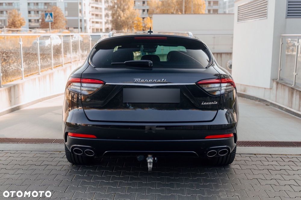 Maserati Levante - 5