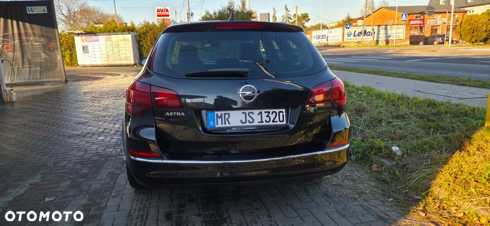 Opel Astra 1.7 CDTI DPF Exklusiv - 11
