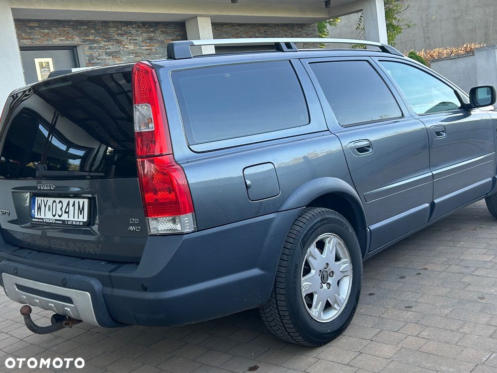 Volvo XC 70 D5 AWD Summum - 4