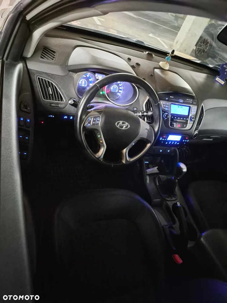 Hyundai ix35 - 14