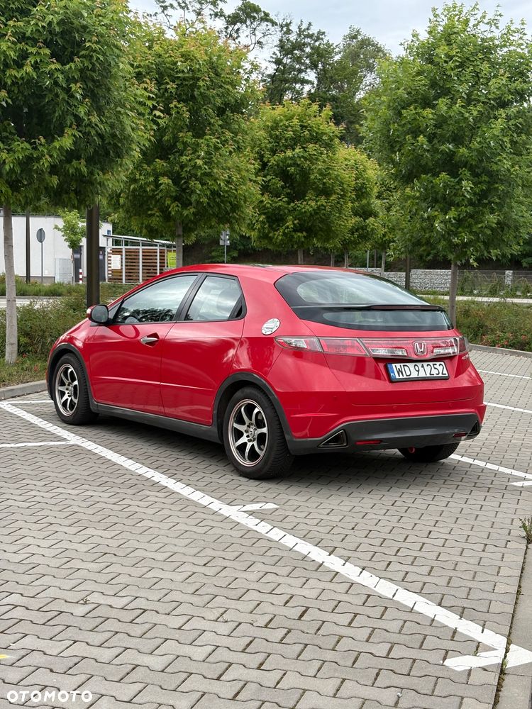 Honda Civic 1.8 Executive - 10