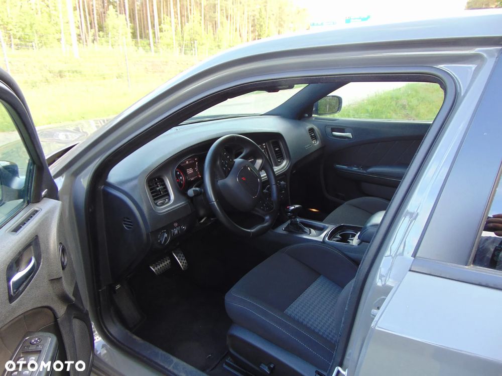 Dodge Charger - 8
