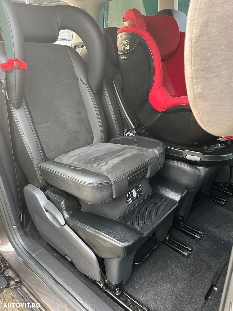 Volkswagen Sharan - 16