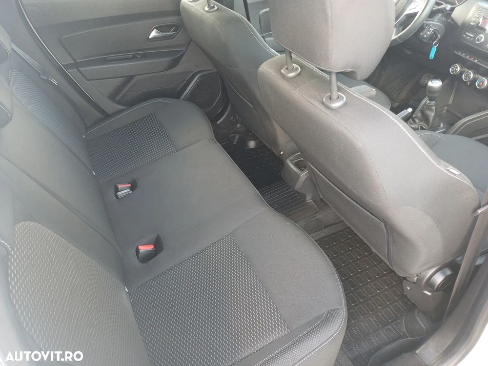 Dacia Duster 1.5 Blue dCi 4WD Comfort - 11