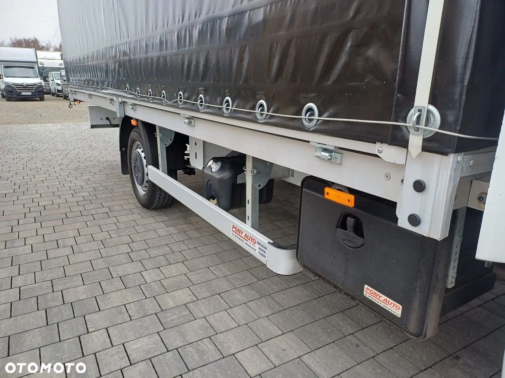 Renault Master 10 palet 2021r. kabina XXL - 19