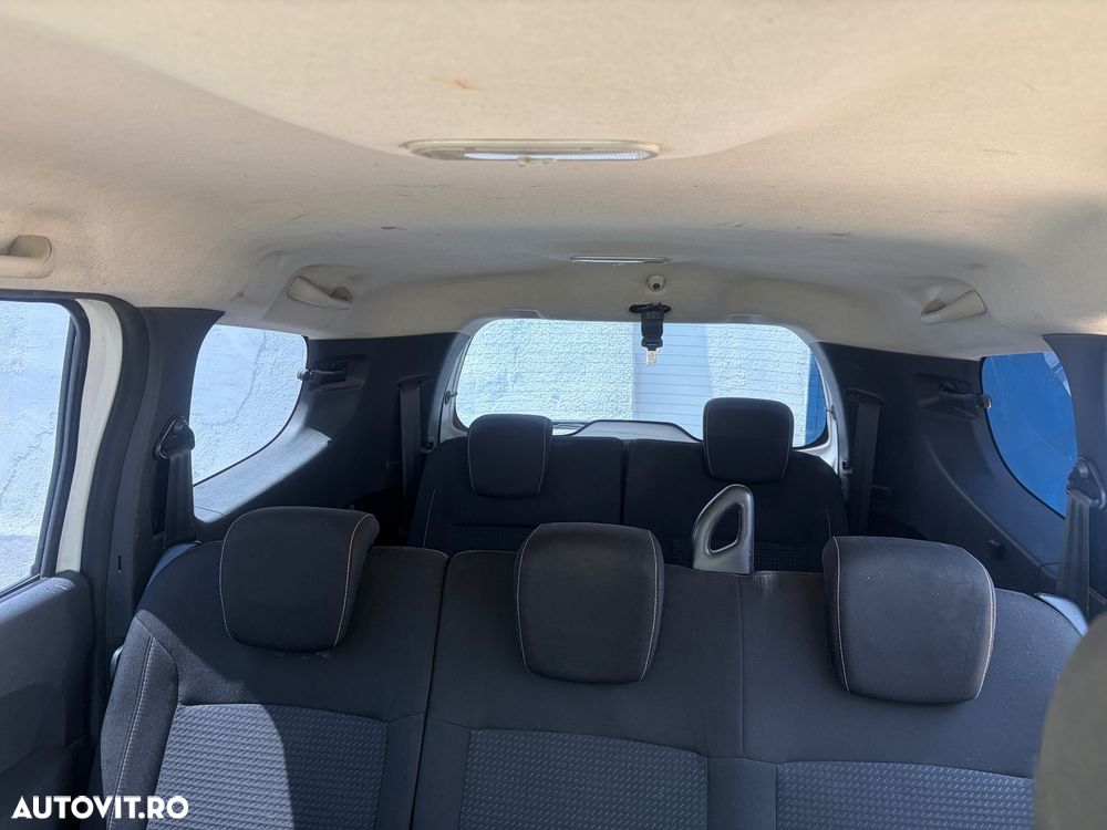 Dacia Lodgy 1.5 dCi 90 CP Ambiance - 5