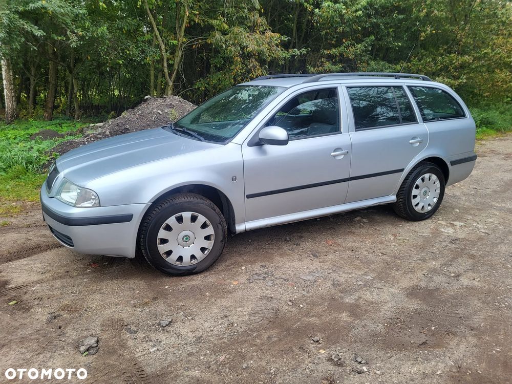 Skoda Octavia 1.6 Tour - 3