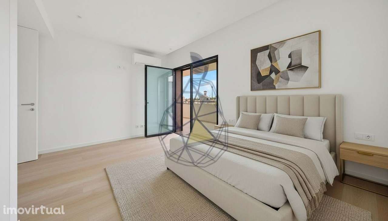 Apartamento T3 de Luxo à Venda em Portimão – Último Andar com Varandas - Grande imagem: 2/60