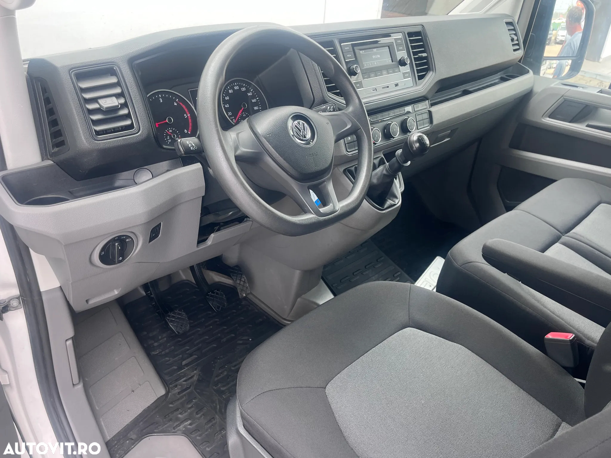 Volkswagen CRAFTER - 10