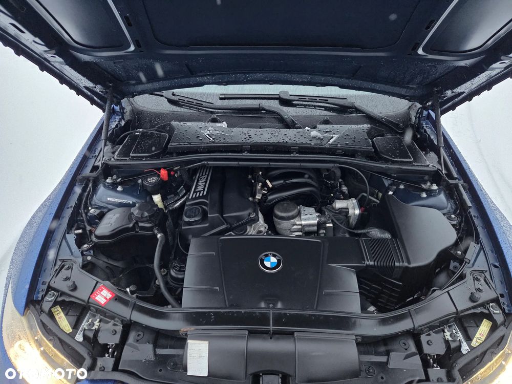BMW Seria 3 - 36