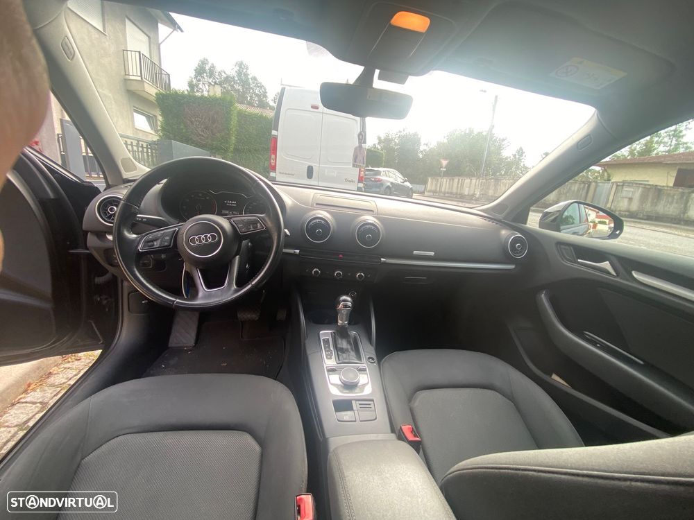 Audi A3 Sportback - 4