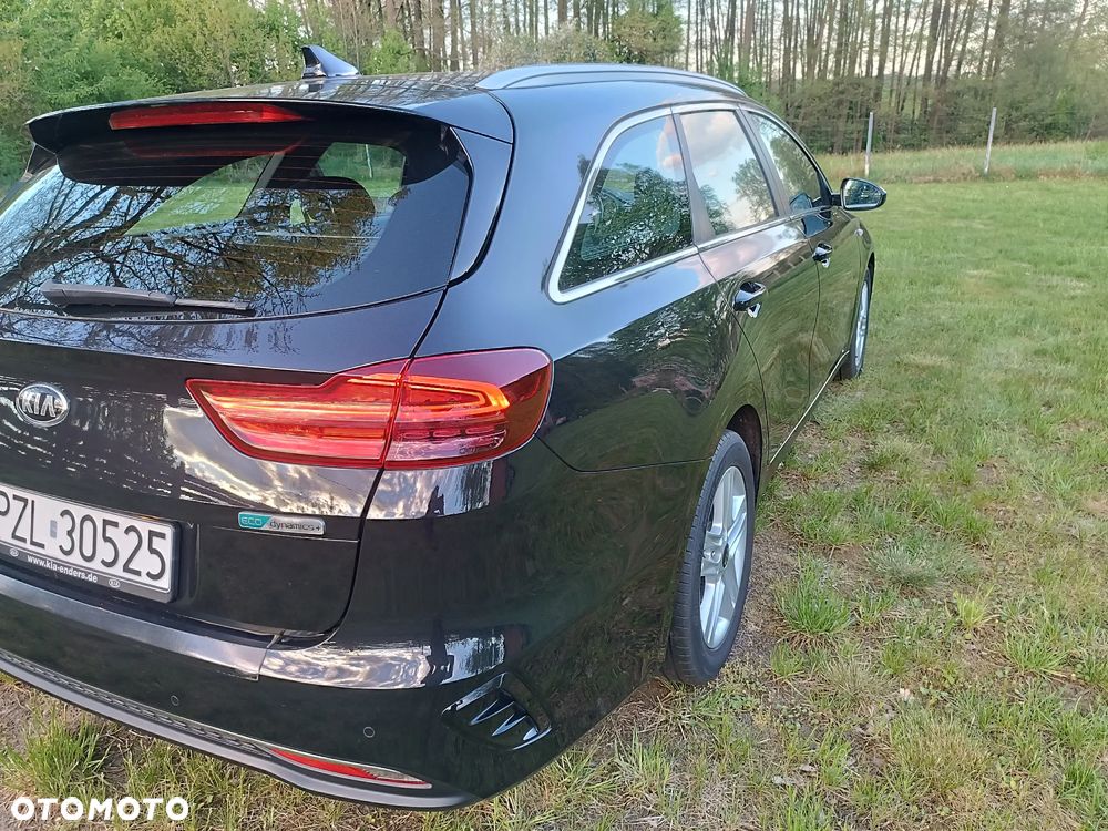 Kia Ceed 1.6 CRDi Eco-Dynamics+ (48V Mild-Hybrid) Vision - 8