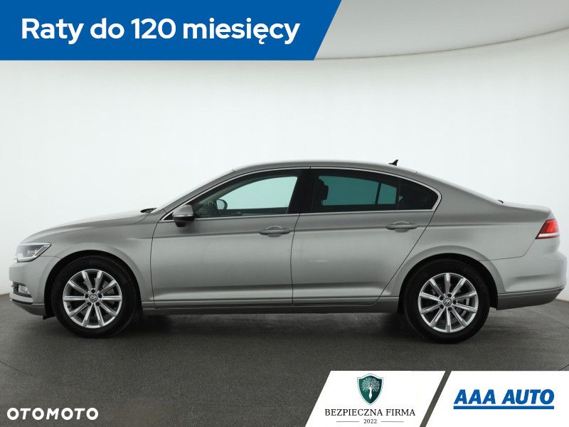 Volkswagen Passat - 3