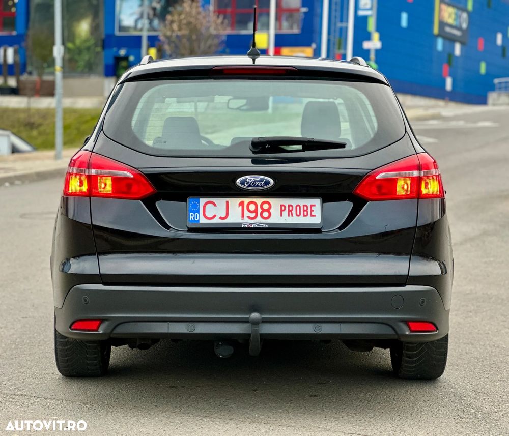 Ford Focus 1.5 EcoBlue Start-Stopp-System TITANIUM - 10