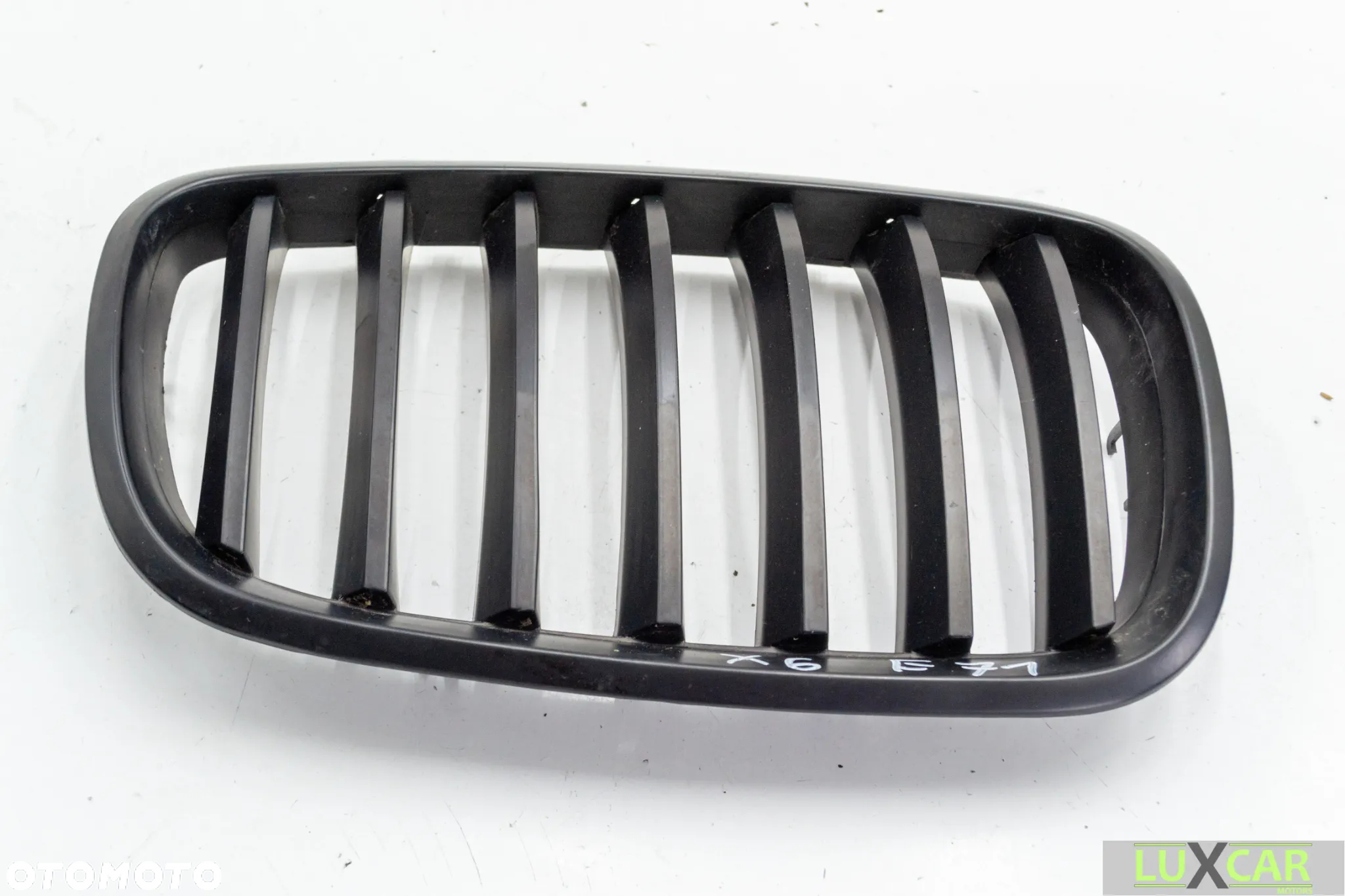 BMW X6 E71 NERKA GRILL ATRAPA PRAWA CZARNA GORLICE - 2