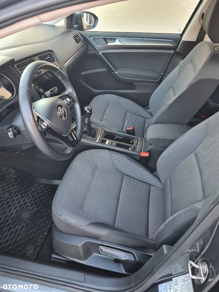 Volkswagen Golf 1.5 TSI BlueMotion ACT Highline - 29