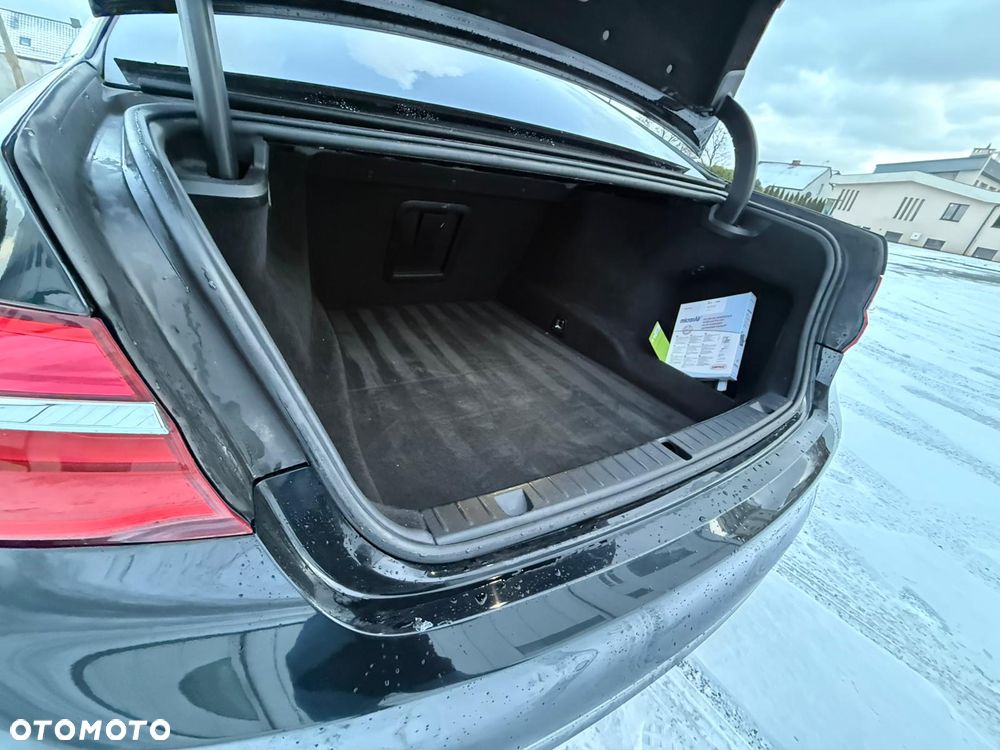 BMW Seria 7 740Li xDrive - 14