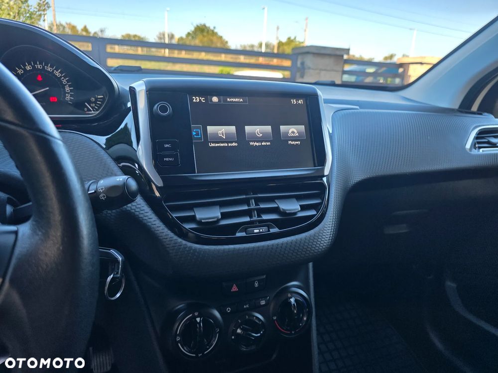 Peugeot 2008 - 21