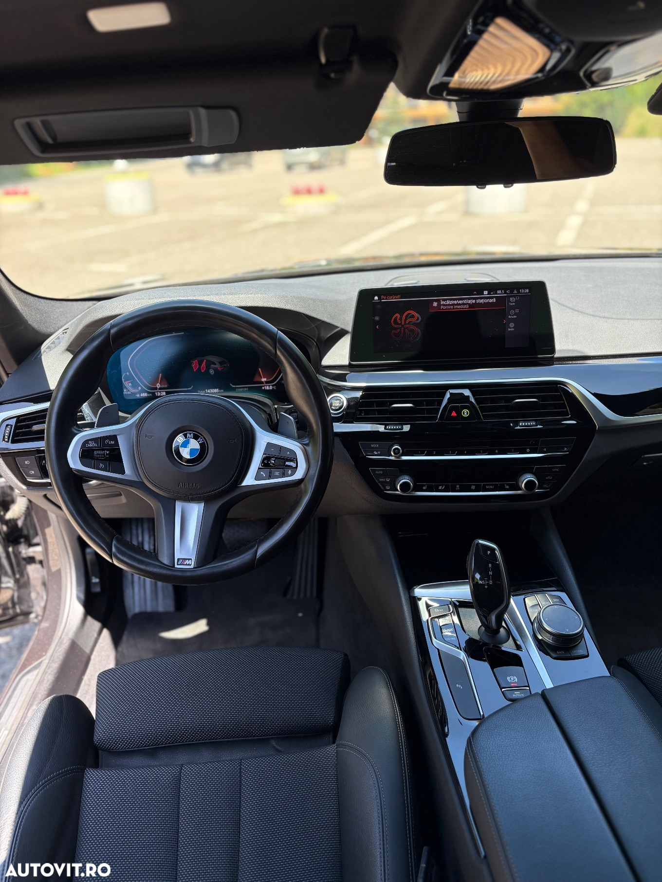 BMW Seria 5 520d Touring Aut. Sport Line - 7