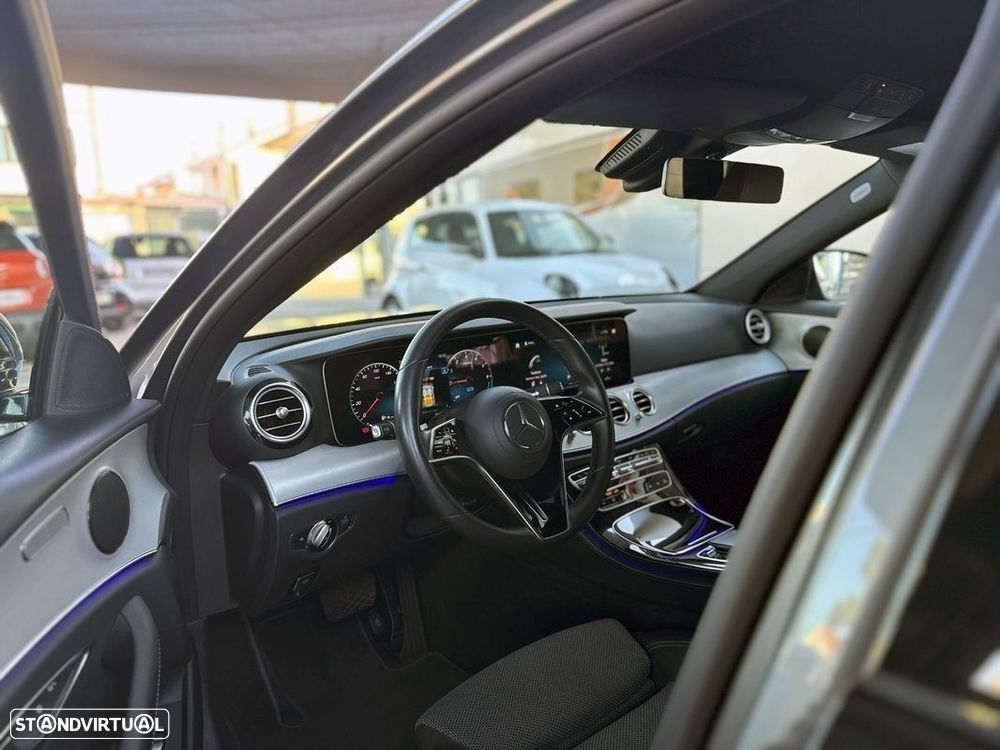 Mercedes-Benz E 300 de AMG Line - 12