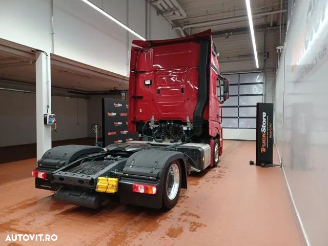 Mercedes-Benz Actros Mega - 4