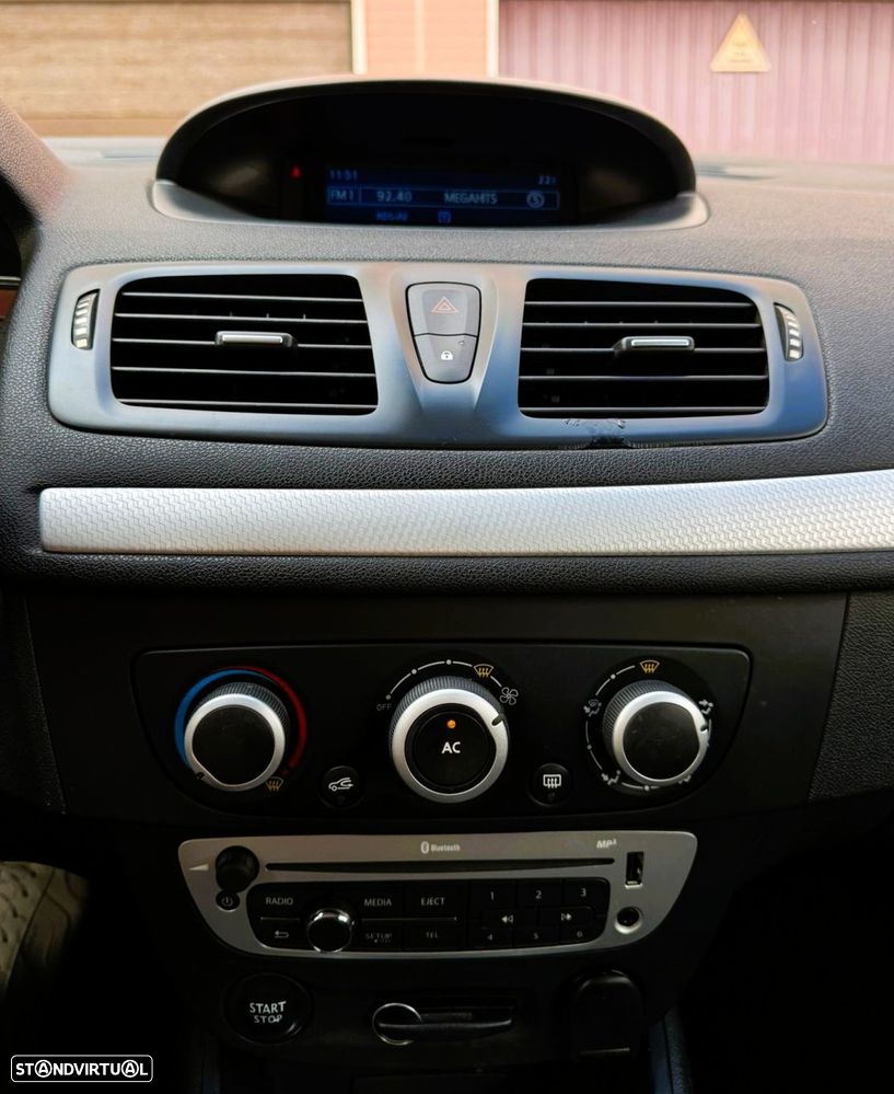 Renault Mégane 1.5 dCi Dynamique - 13