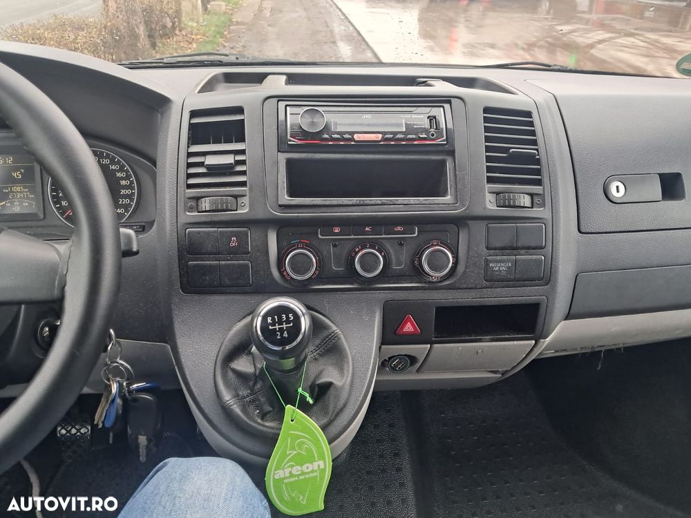Volkswagen Transporter - 5