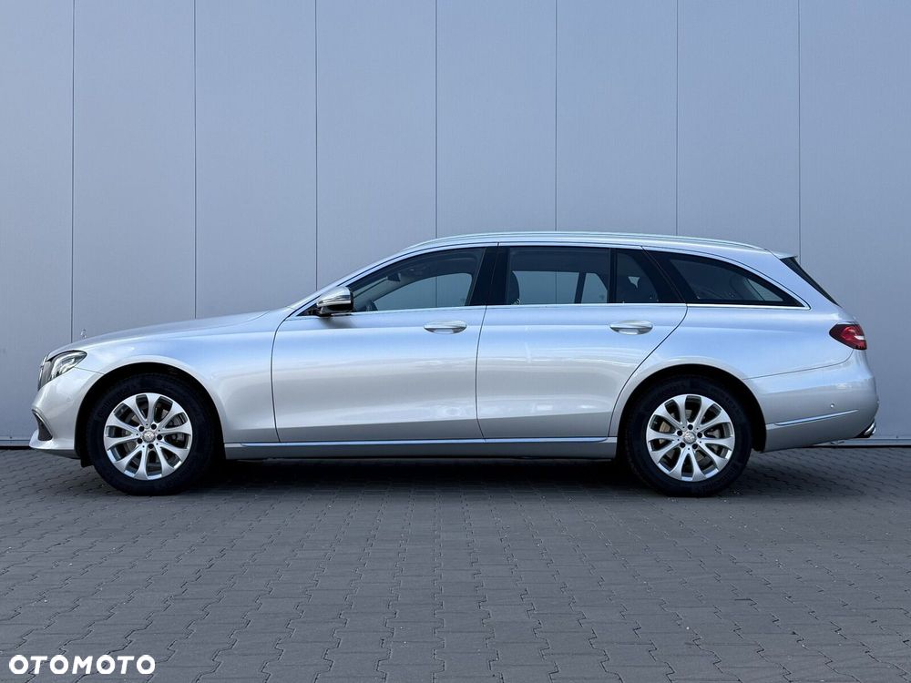 Mercedes-Benz Klasa E 220 d Exclusive - 8