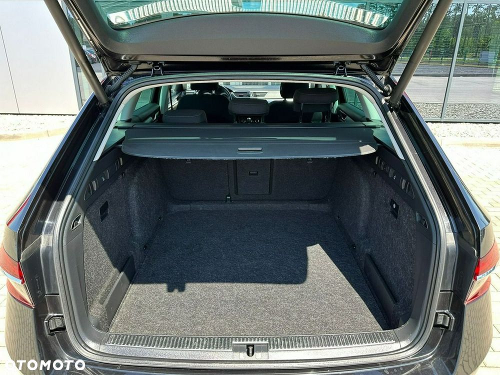 Skoda Superb 1.5 TSI Ambition DSG - 33