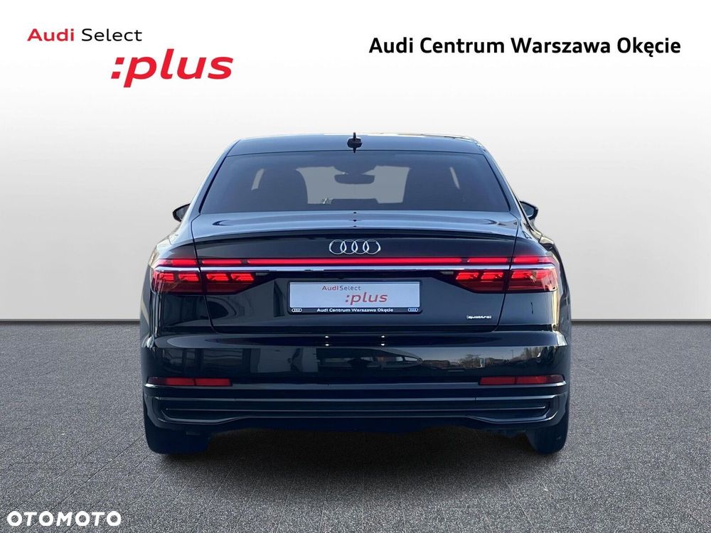 Audi A8 - 8