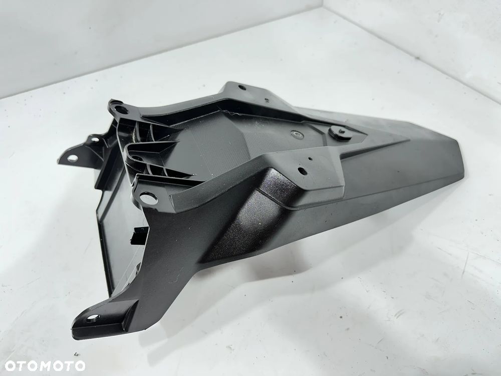 Błotnik tył Honda PCX 125 20-23r. - 4