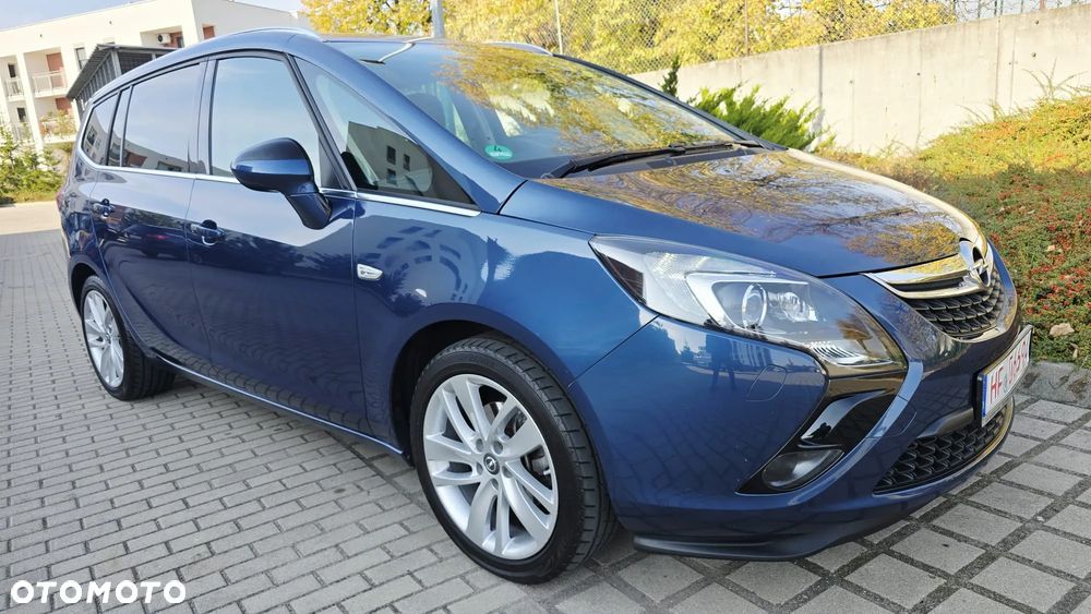 Opel Zafira 2015 photo 2