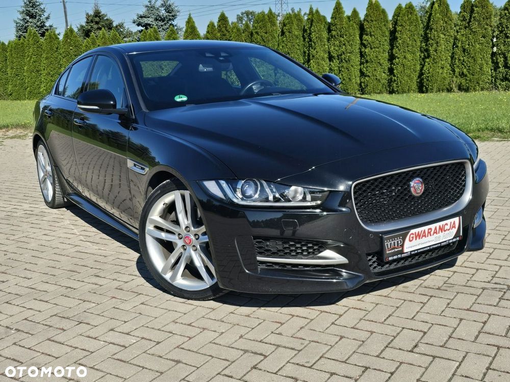 Jaguar XE - 2