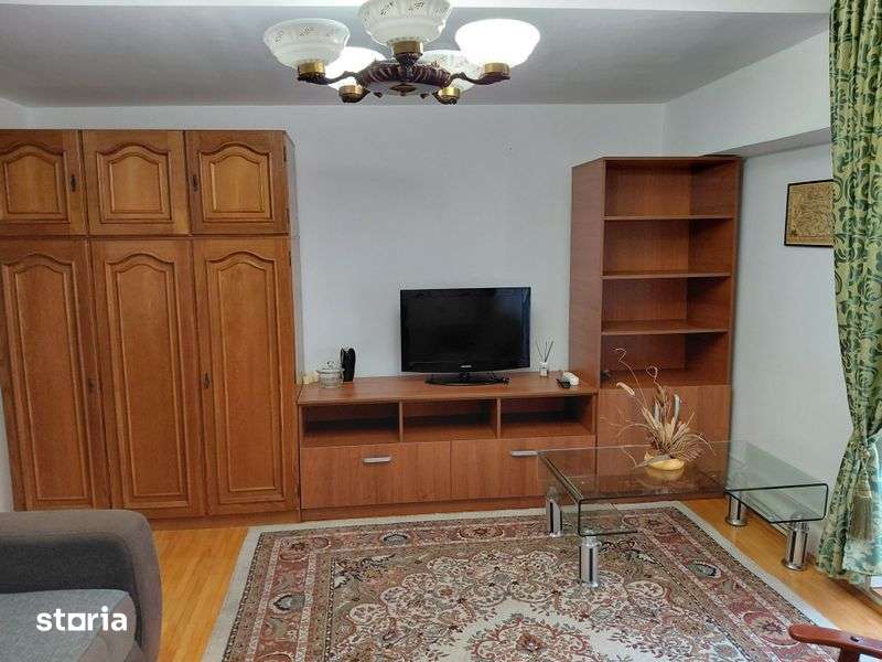 Proprietar,închiriez garsonieră decomandata 41mp — fotografia 3