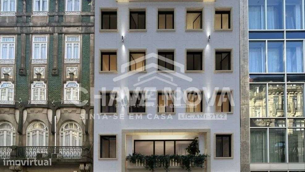 Apartamento T3 para venda na Baixa do Porto - Bandeira 31 - Grande imagem: 2/20