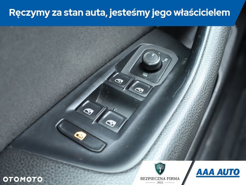 Volkswagen Passat - 16